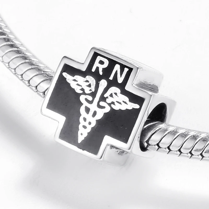 Зарегистрированные профессиональные знаки для медсестер бусины-шармы