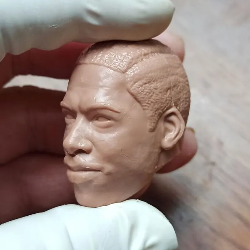 

Hot Sales 1/6th Man Danny Glover Head Sculpture Unpainted White Color For 12inch DIY Figures Collectable