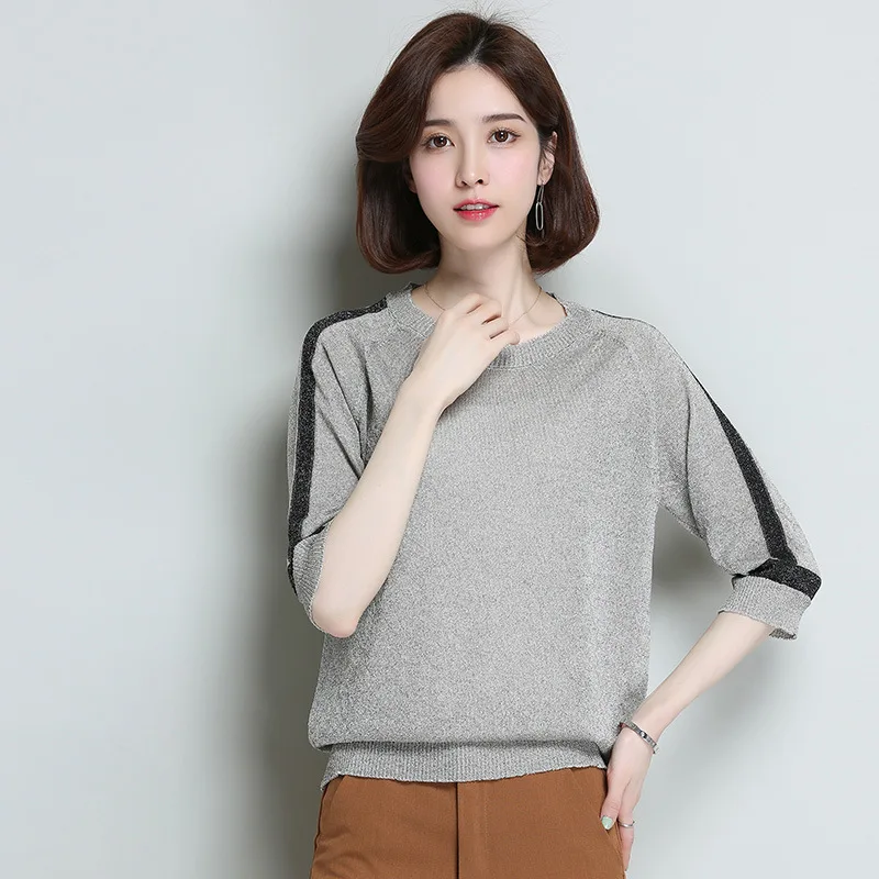 Женский трикотажный свитер с коротким рукавом Яркий шелковый круглым вырезом