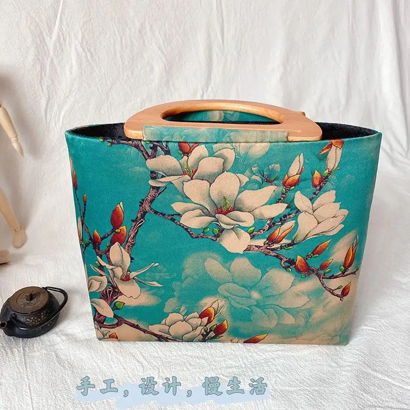 

Vintage Fragrant Cloud Yarn Red Magnolia Chinese Style Cheongsam Bag Mother Bag Handbag Gift