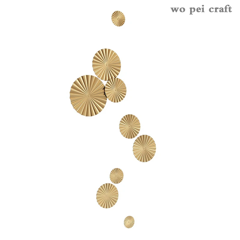 

Golden Metal Disc Wall Decoration Round Iron Art Hang Ornaments Pendant Backdrop Display Modern Home Decoration Accessories