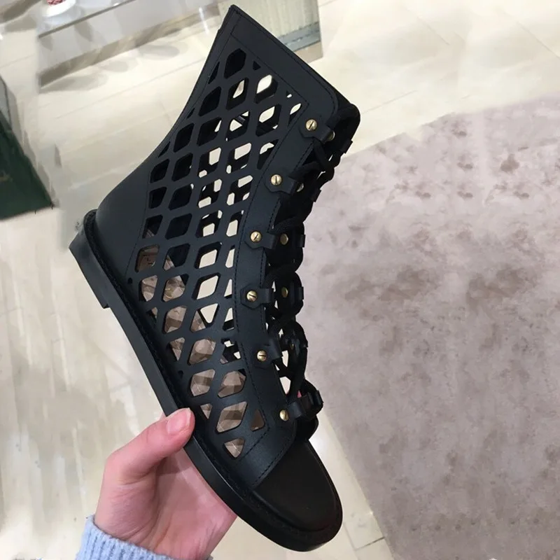 Online Sandal Top Wanita Berongga Musim Panas Sepatu Bot Sandal Gaya Roma Kasual Sandal Gladiator Renda Wanita Jalanan Ukuran Besar 43