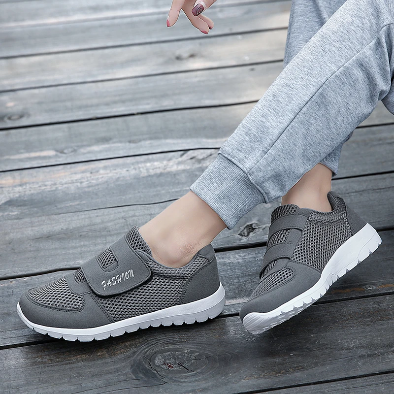 Tenis Feminino Men Women Tennis Shoes 2020 Gym Sport Shoes Ultra Fitnes Stability Sneakers Air Breathable Trainers Tennis Shoes