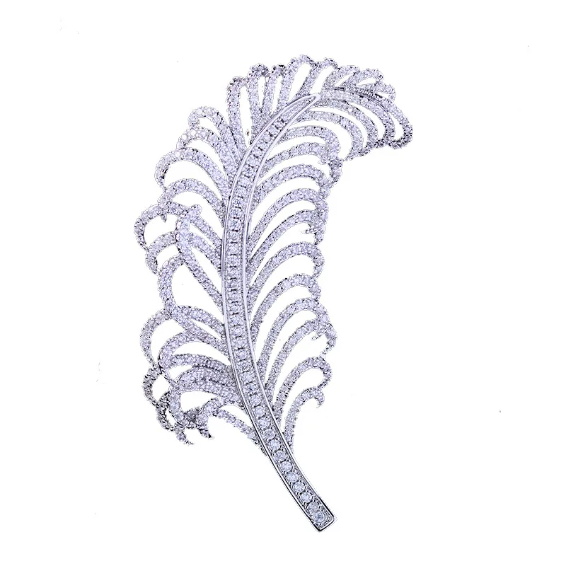 

Pin zircon peacock feather brooch suit deserve to act the role of coat a corsage