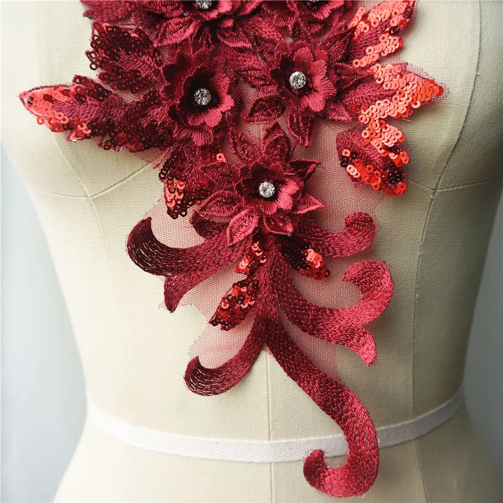 Бордовый кружевной ткани блесток 3D Цветы Стразы кисточка свадебное платье