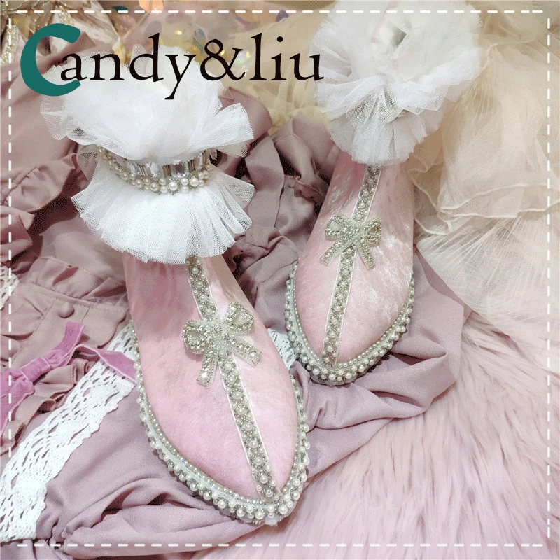 

French girl's flannel bow with high upper heels