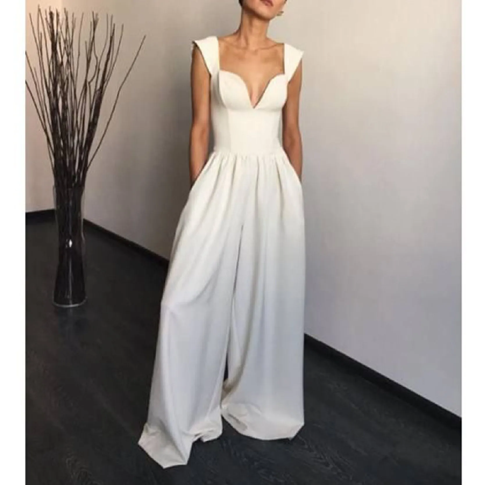 

Ladies One Piece Set Jumpsuits Sexy Slim V-Neck Sling Backless White Wide-Leg Trousers Temperament Commuter Daily Ritual New
