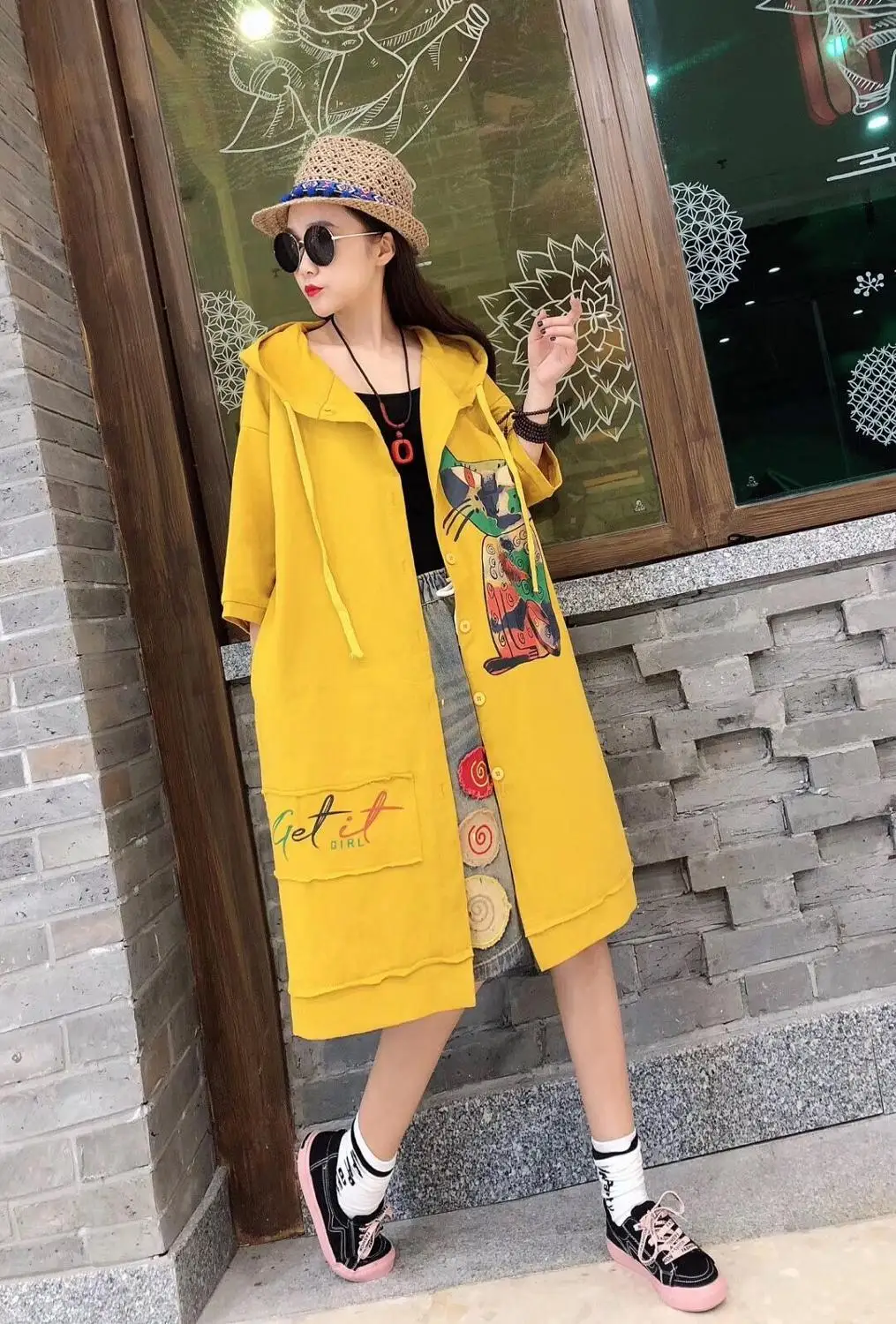

New Spring Animal Print Coat Woman 2020 Casual Letter Hooded Coat Women Half Sleeve Cardigan Coat Black Yellow