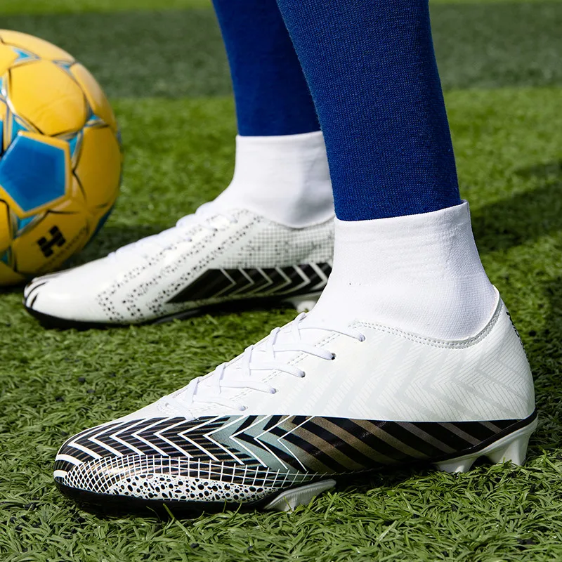 Fashion Blue TF/AG Football Shoes For Men Professional High Sports Shoes Men Breathable Football Boots For Men Training Shoes