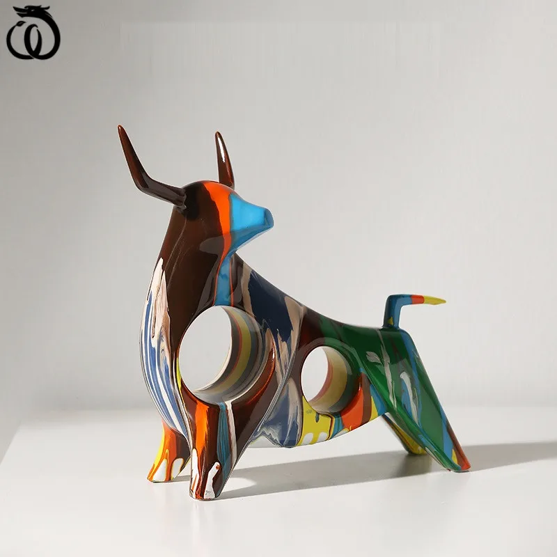 

WU CHEN LONG Abstract Painting Ox Arts Sculpture Luxurious Lucky Cow Animal Figurine Creative Resin Crafts Home Decoration R6112