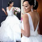 Бальное белое свадебное платье с v-образным вырезом, открытой спиной, кристаллами, бисером, поясом и оборками, многослойная юбка, Свадебные платья Vestido de noiva