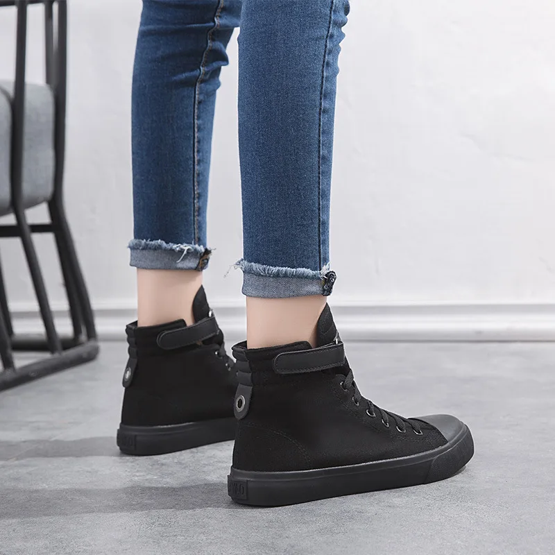 Белые высокие парусиновые кроссовки на платформе Женские шнуровке Спортивные