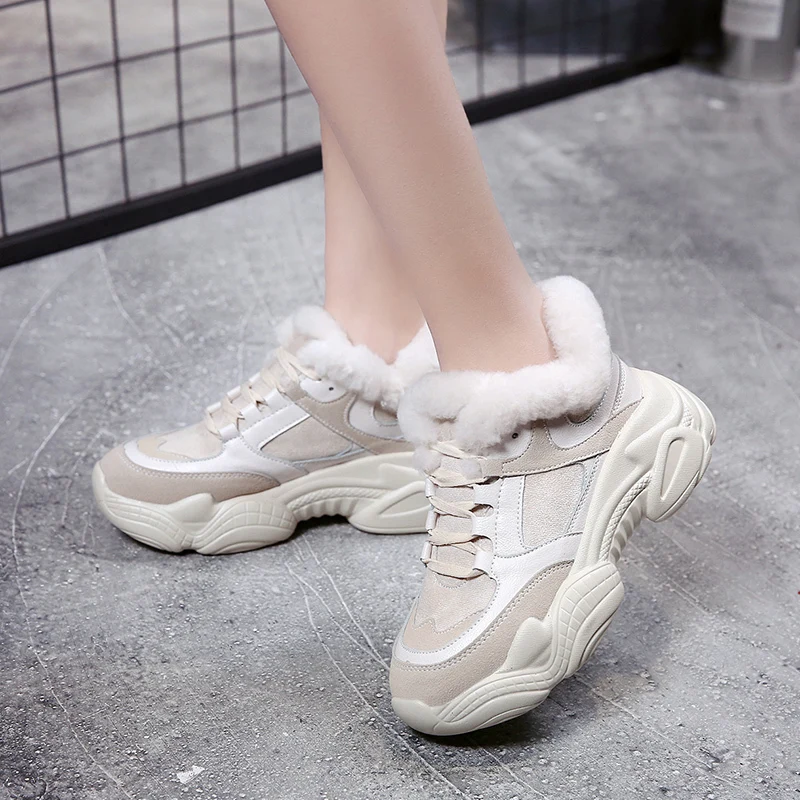 Зимние меховые кроссовки женские массивные на платформе 6 см зимние модные