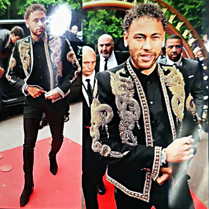 Hand-Made Fashion Men Blazers Suits Jacket Flat Collar Suit Wedding Royal Gown Gold Beaded Slin Fit Suits Male Party Groom