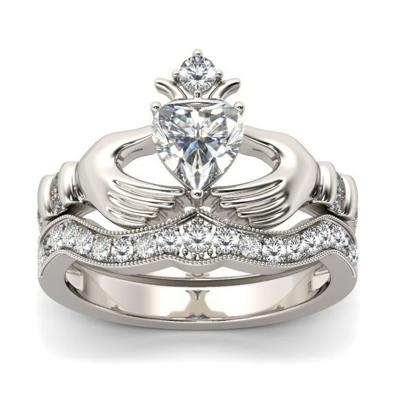 

2Pcs/Set White Women Ring Anniversary Gift Hand Holds Heart Claddagh Engagement Wedding Rings For Women Jewelry