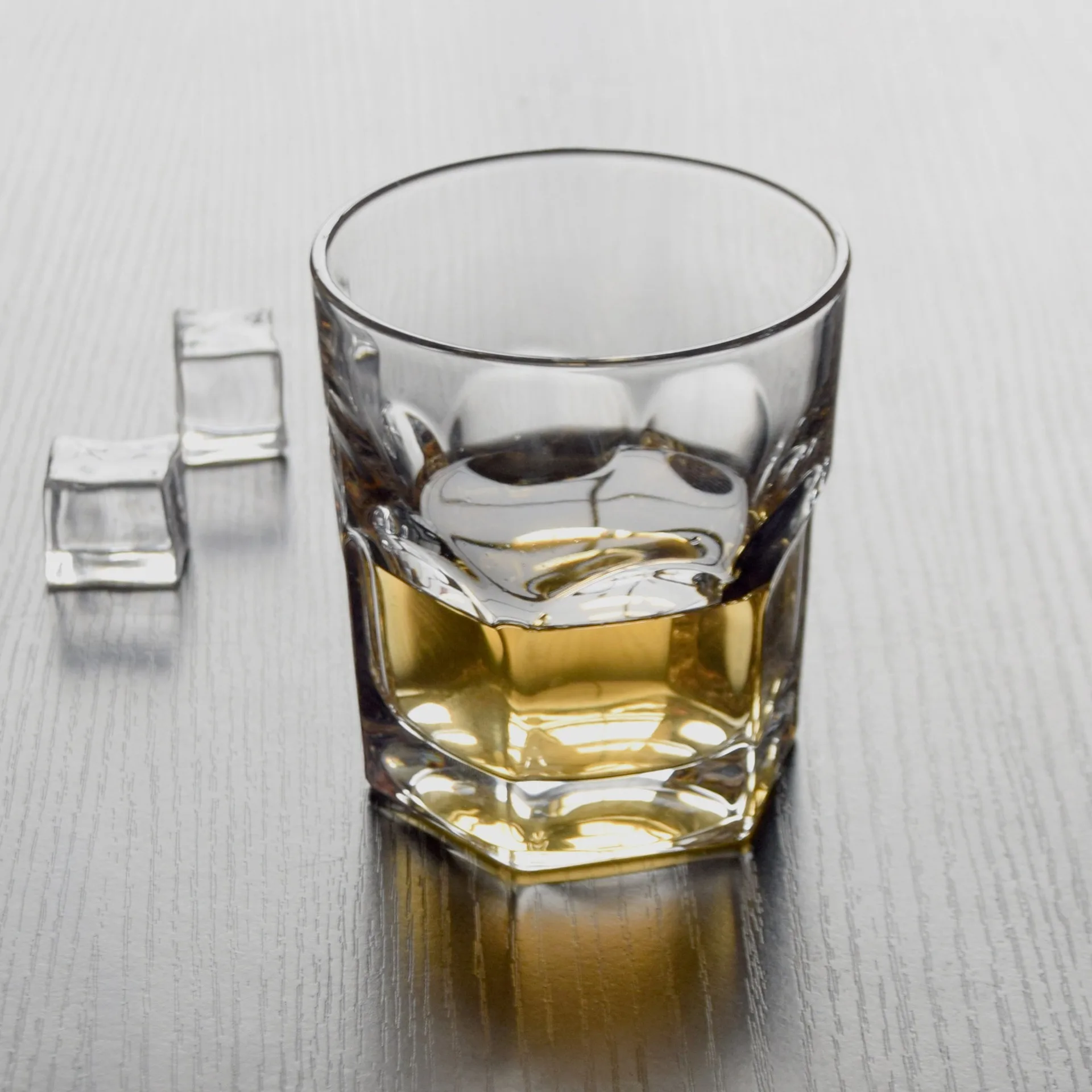 

2 Pcs set high quality fashion home bar lead-free whiskey glass cups 200901-82