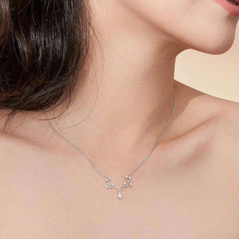 

S925 Silver Christmas Antler Necklace for Women Korean Fashion Elk Colorful Moonstone Pendant Clavicle Chain Jewelry Gift