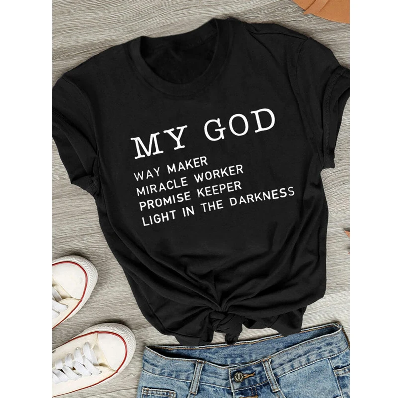 Фото Женская футболка с надписью My God Way Maker | одежда