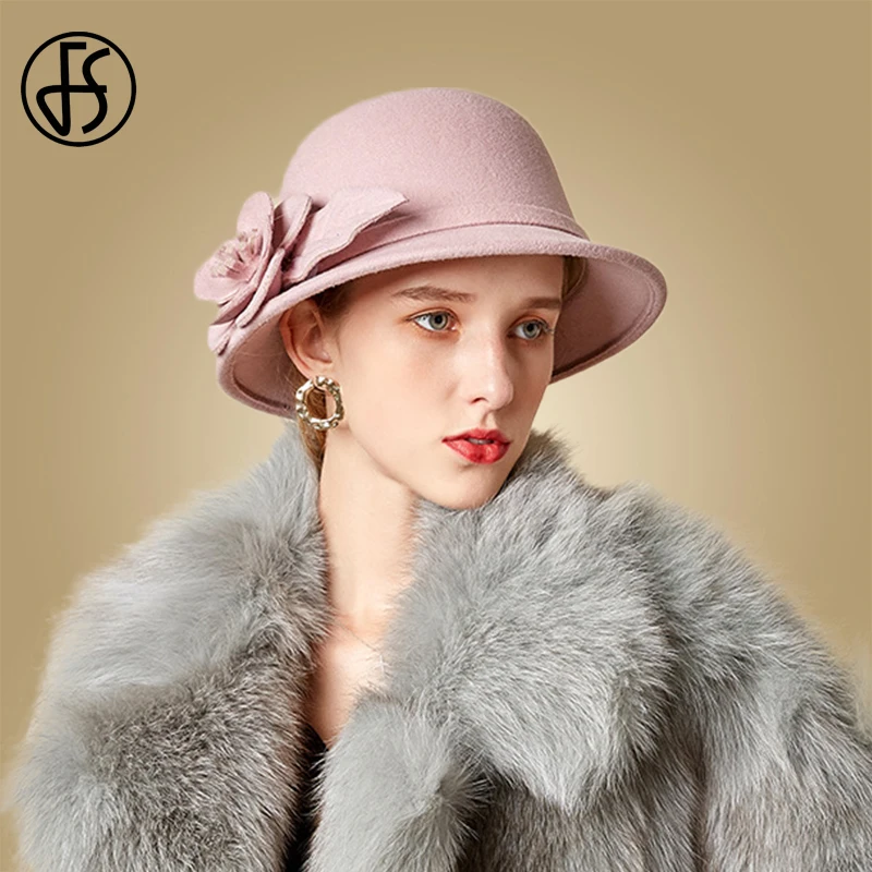 Женская фетровая шляпа FS розовая однотонная с широкими полями и красными цветами