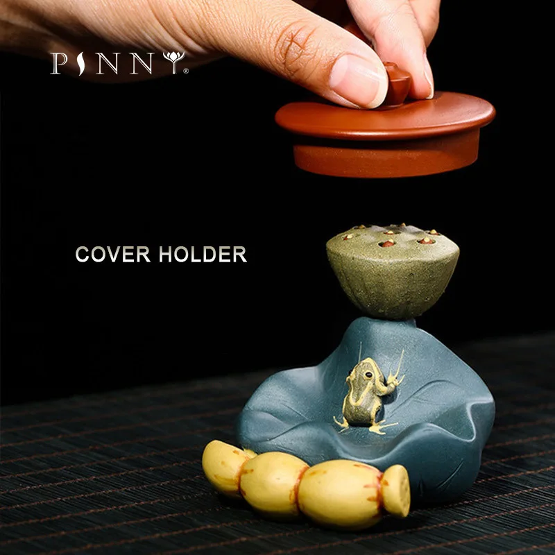 

PINNY Purple Clay Lotus Tea Pet Ceramic Frog Carving Cover Holder Tea Ceremony Ornaments Handmade Decorative Statues