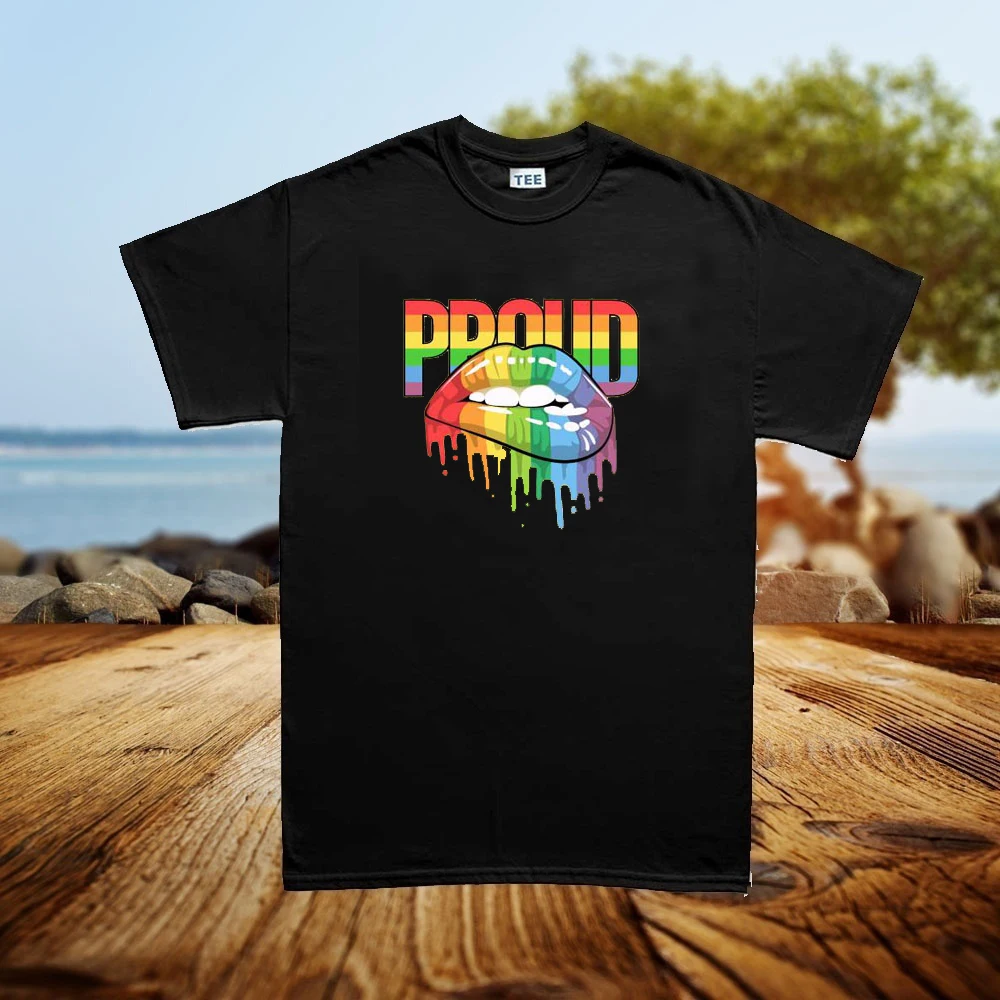 

1pcs Lgbt Ladies Gay T-Shirt Lesbian Pride Rainbow T-Shirt Harajuku Ulzzang Funny T-Shirt 90s Graphic Love Is Love Top Tee Femal