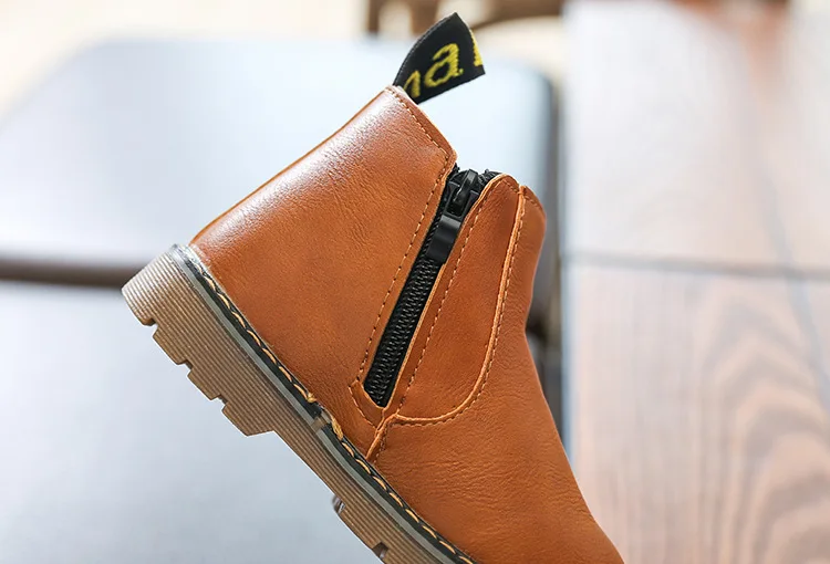 

2021 New Autumn Children Shoes Pu Leather Waterproof Leather Boots Warm Kids Snow Boots Girls Boys Rubber Boots Fashion Sneakers