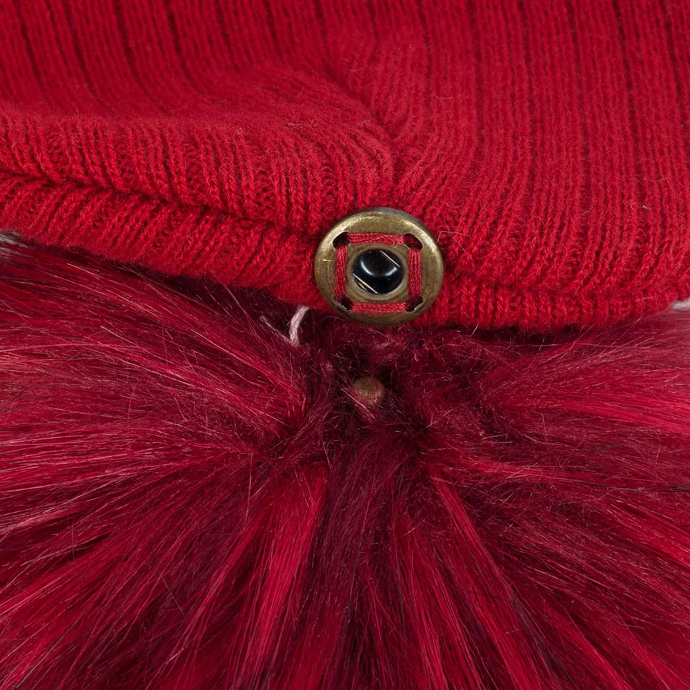 Шапка-бини однотонная в рубчик с помпоном из искусственного меха | Детская одежда