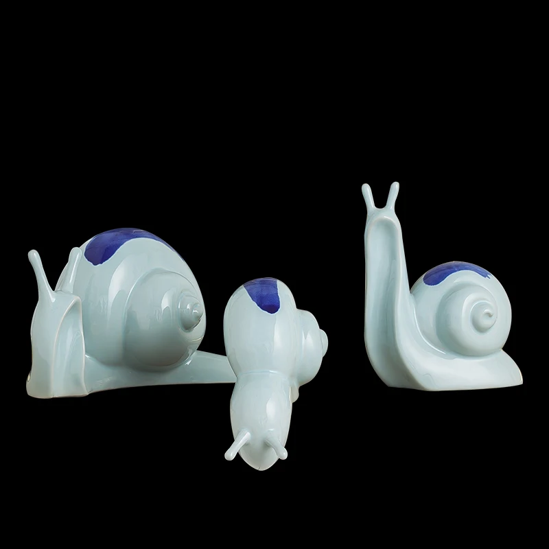 

Ceramic snail furnishings creative minimalist home decoration ornaments creative Nordic living room TV cabinet decoration