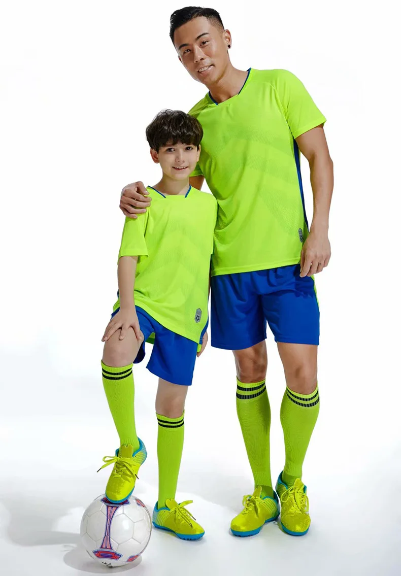 Men Kids Football Jerseys Soccer Uniform Boy Fitness Shirt Gym Shorts Children Running Jogging Suit Training Workout Clothes Set