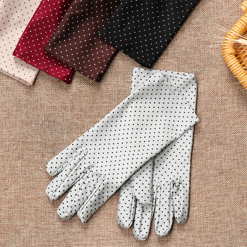 

1Pair Dots Women Sunscreen Gloves Summer Spring Spandex Gloves Anti-UV Short Driving Glove High Elastic Thin Etiquette Gloves