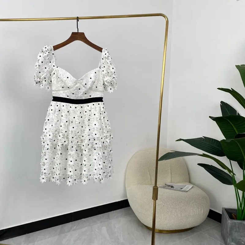 

Ladies Sweet Hollow Out Flowers Embroidery Summer Dresses High Quality Short Sleeve Designer Clothing
