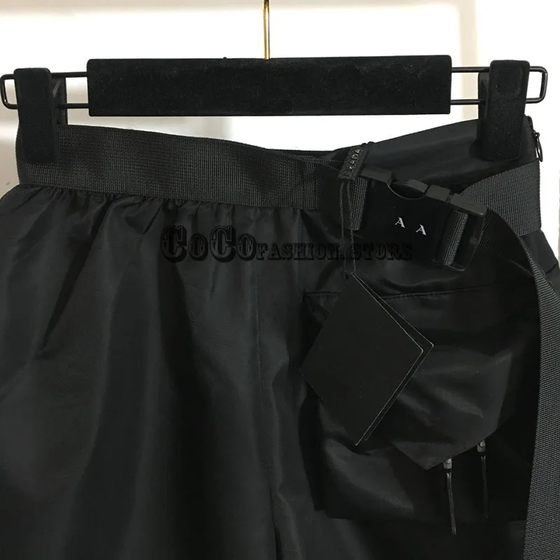 

Luxury designer 21 women clothing fashion high waist loose short Zipper pocket design logoed casual woman branded summer shorts