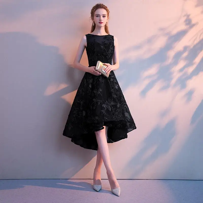 Женское вечервечерние платье элегантное кружевное с цветочной аппликацией