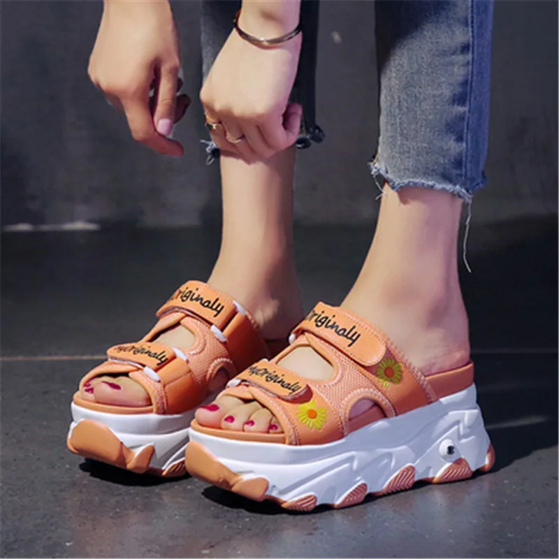 

2021 Summer Fashion Chunky Open Toe Sandals Women 8cm Wedge High Heel Shoes Female Buckle Platform Leather Beach Casual Slippers