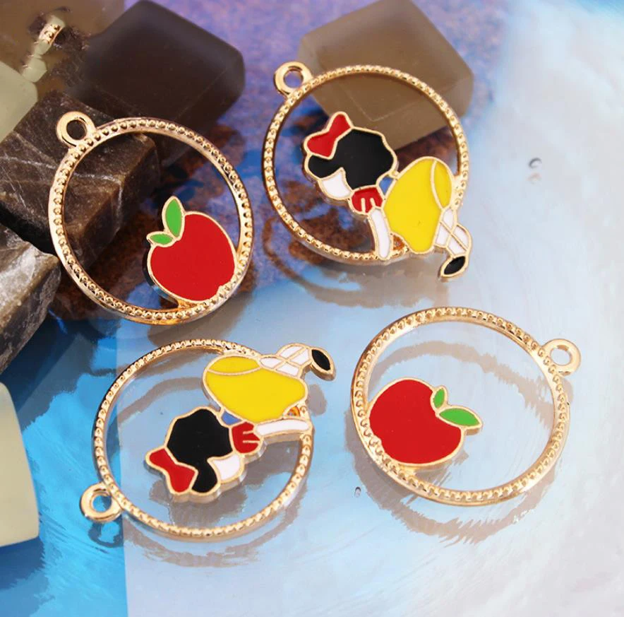 

Эмалированные шармы в виде яблока для девочек, Мультяшные круглые подвески из сплава, подходят для модных ювелирных изделий, самодельные се...