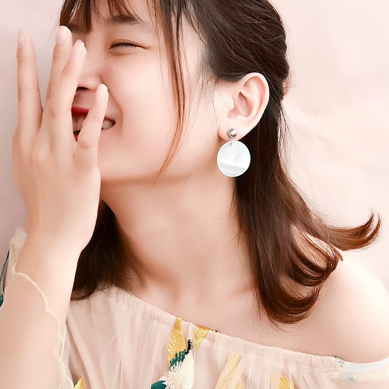 

Fashion Large Shell Stud Earrings For Women Ladies Elegant Jewelry Gift Wedding Band Gold Color Stainless Steel Aretes Bijoux