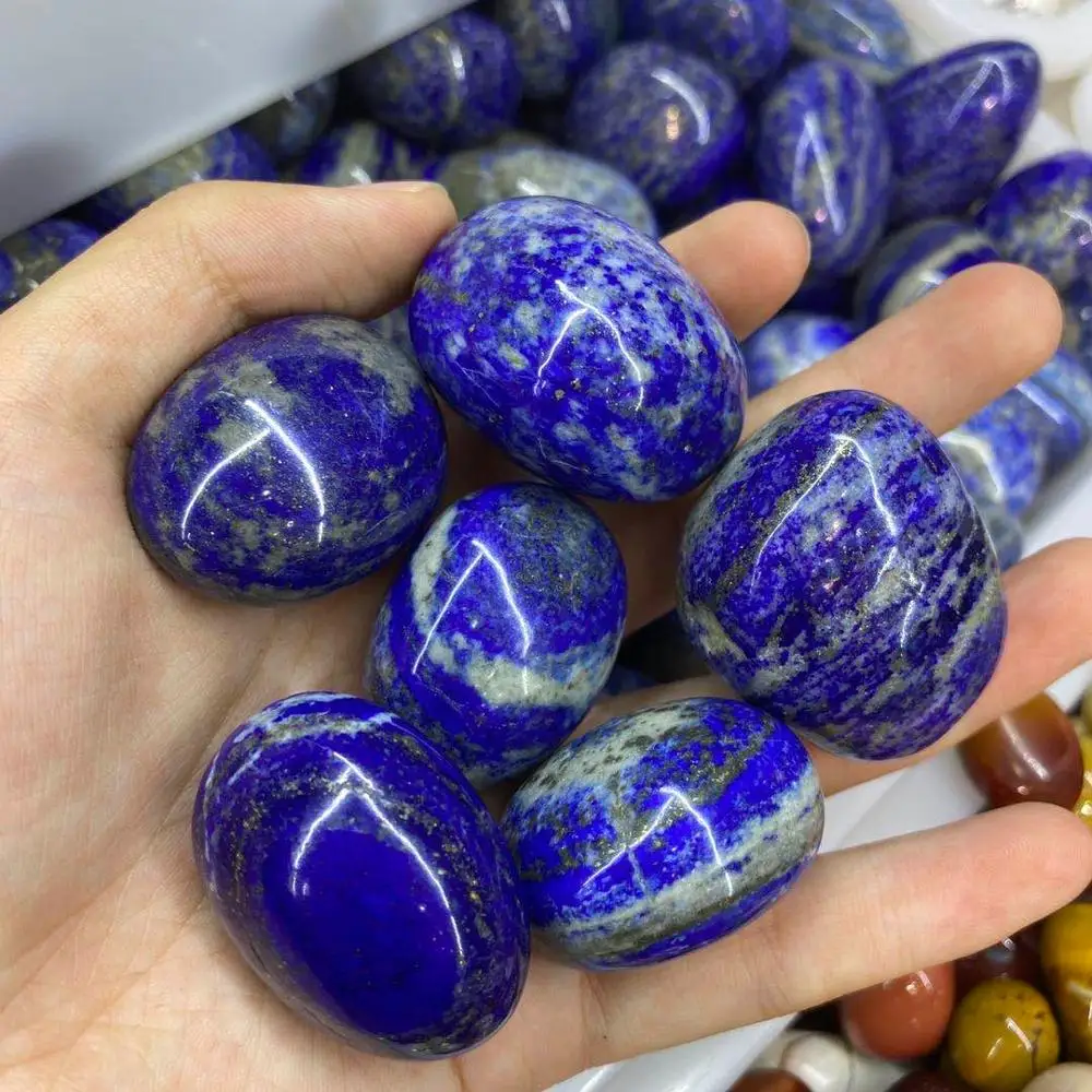 

Play with the popular natural lapis lazuli