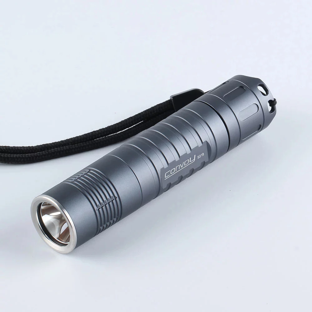 Скидка Конвой S21B Flash светильник Luminus SST40 Led Внутри S2 Plus версия 21700 фонарь Flash светильник портативный Linterna Кемпинг Туризм латарка