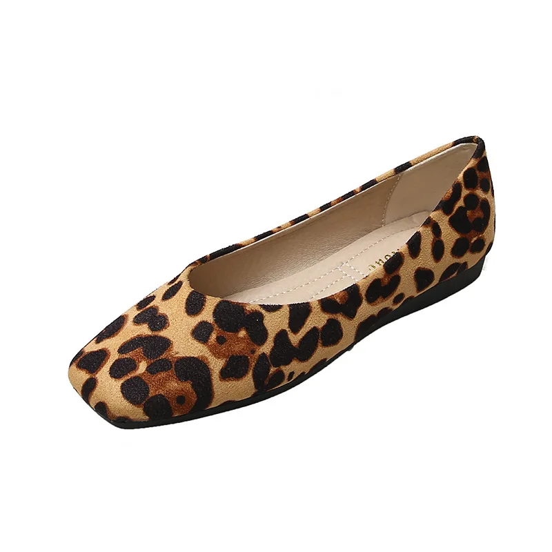 Женские замшевые мокасины на плоской подошве большие размеры | Обувь