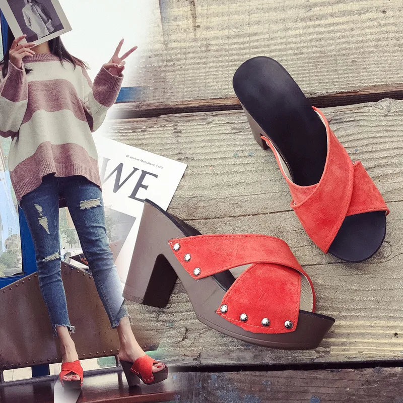 Шлепанцы женские на высоком каблуке летние сандалии с открытым носком ремешком