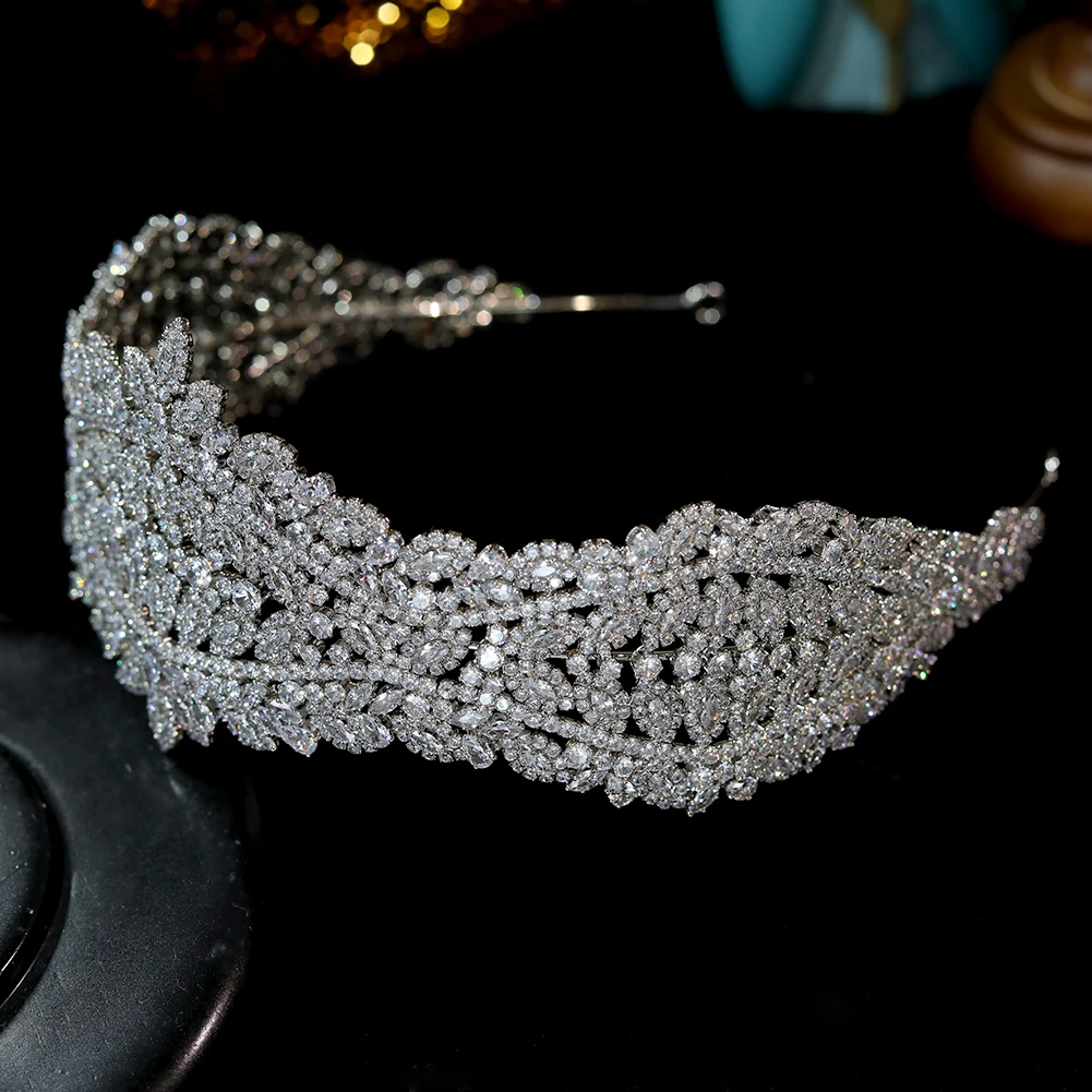 Женская тиара в стиле барокко с фианитом | Украшения и аксессуары