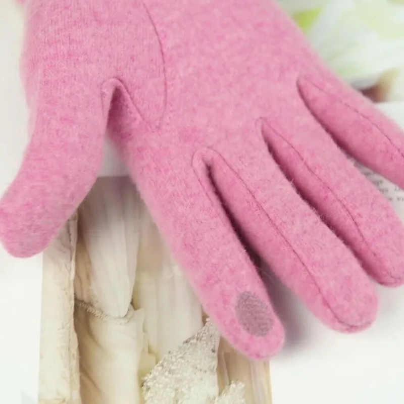 

Fashion and elegant women's woolen touch screen gloves winter women's warm Cashmere full-finger gloves riding student gloves