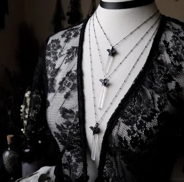 Кварцевое ожерелье летучая