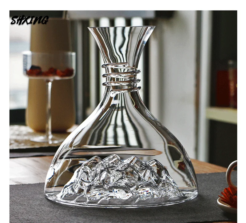 

Lead-free Crystal Glass Red Wine Decanter Manual Blown Creative Wine Decanter Variety of Options Iceberg Decanter 1500ML