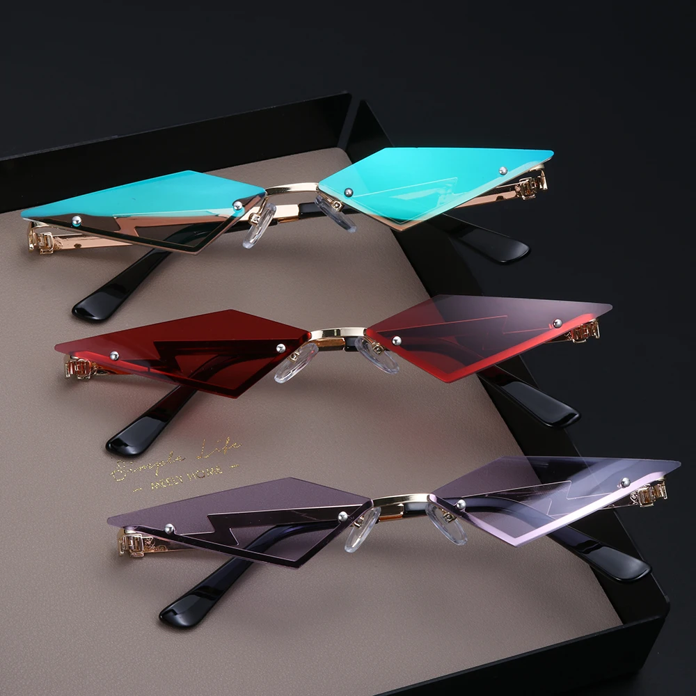 

Солнечные очки в ретро стиле женские, узкие солнцезащитные аксессуары в форме алмаза, без оправы, с линзами с пленкой, UV400, трендовая уличная ...