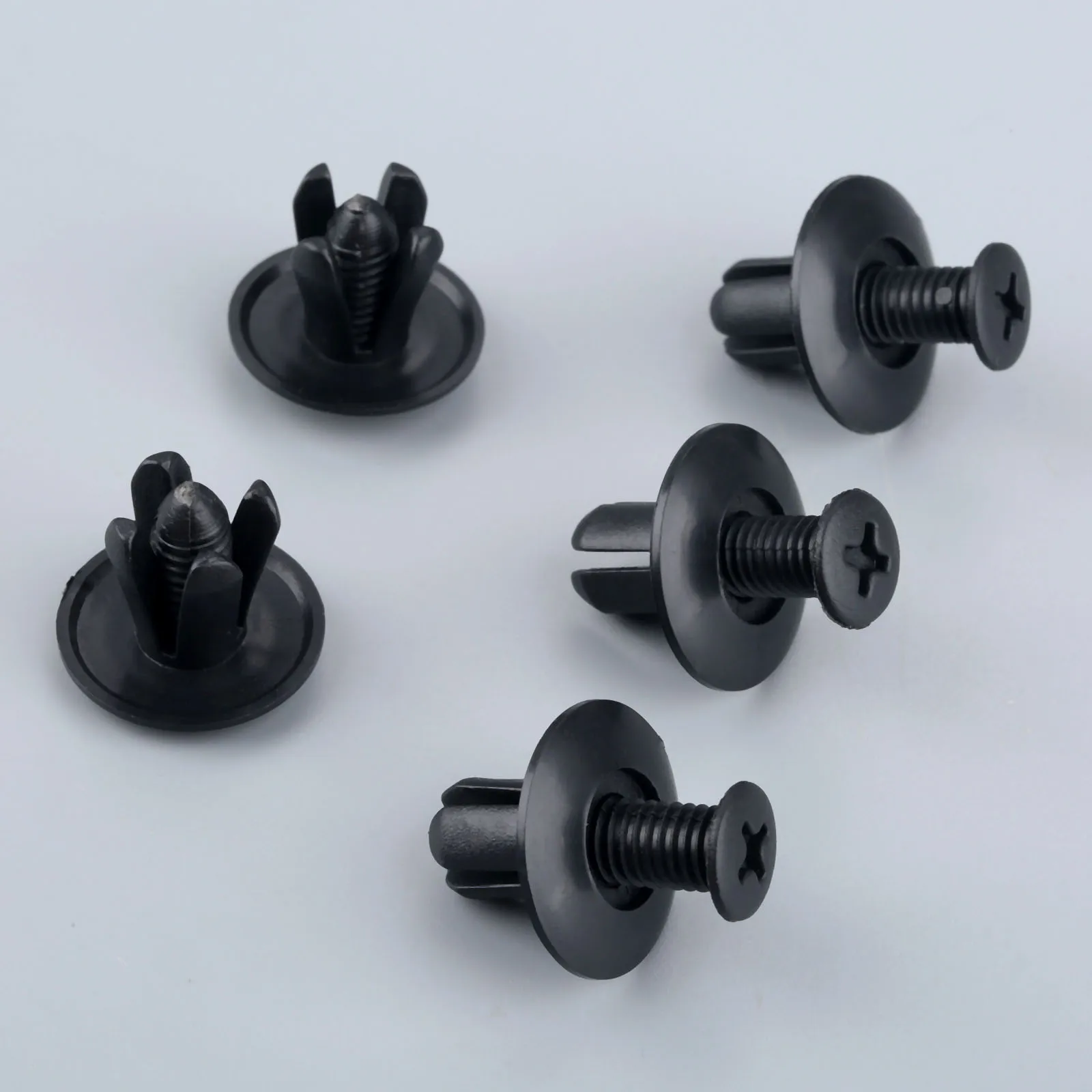 болты din 933 черный. черный крепеж. клипса-заклёпки 8мм. крепежные изделия. черный крепеж.