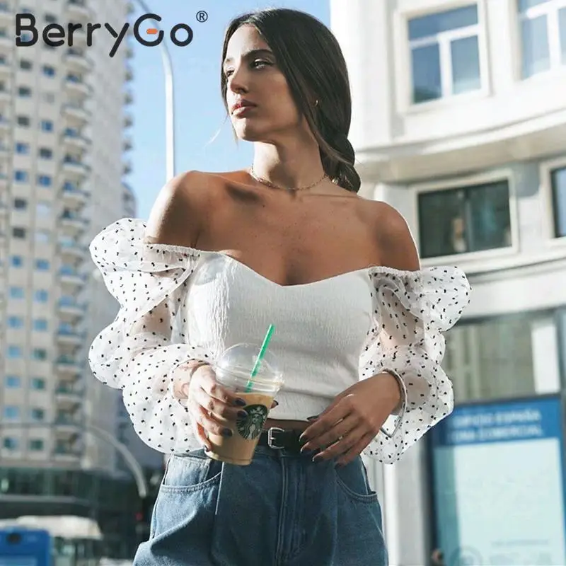 Женская блузка с открытыми плечами BerryGo белая Повседневная Блузка сеткой весна