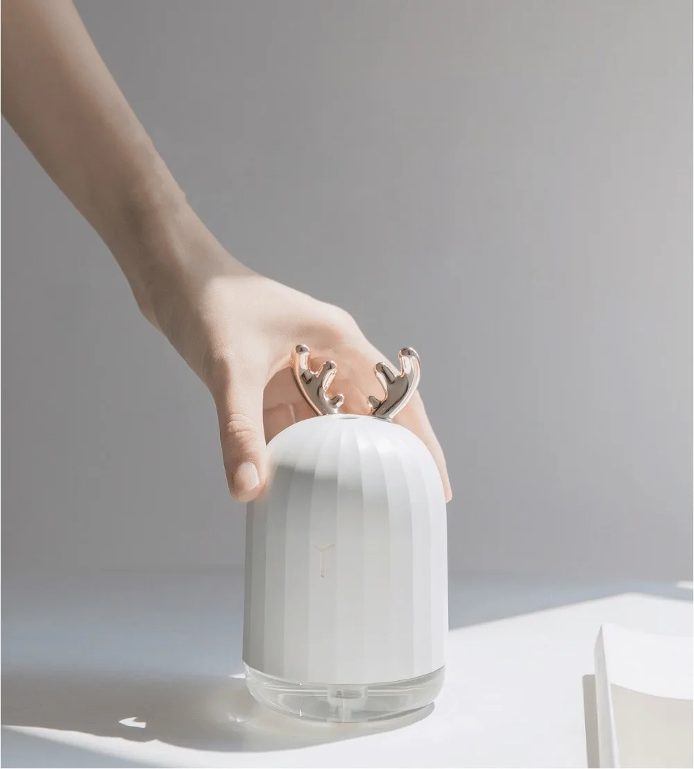High Quality 220ML Ultrasonic Air Humidifier Aroma Essential Oil Diffuser for Home Car USB Fogger Mist Maker with LED Night Lamp