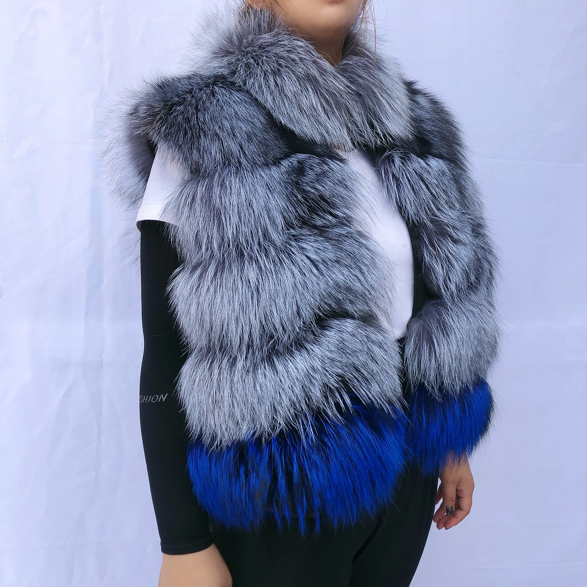 Высококачественное пальто из натурального Лисьего меха серебряного лисьего