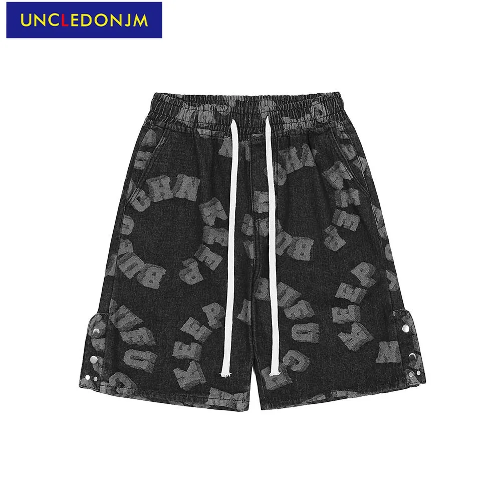 

UNCLEDONJM Letter printed jeans men Loose Shorts streetwear men designer pants Denim cargo pants men baggy Knee Length UE081